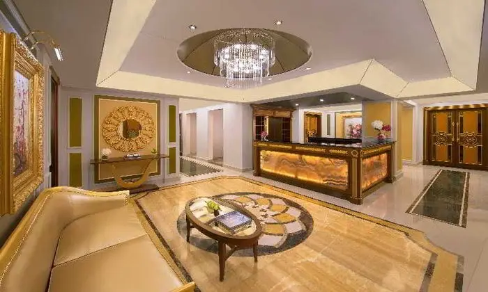 Royal Rose Hotel - Lobi