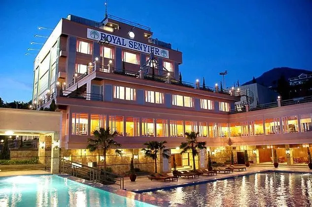 Royal Senyiur Hotel Tretes