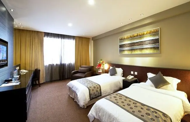 Hotel Royal (SG Clean) - Öne Çıkan Resim