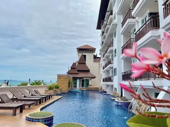 Royal Thai Pavilion Jomtien Boutique Resort - Havuz