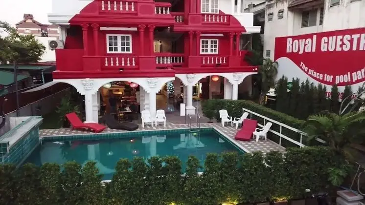 Royal thapae gate guesthouse