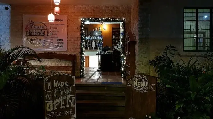 Royal Thee Bed & Breakfast - Dış Mekan