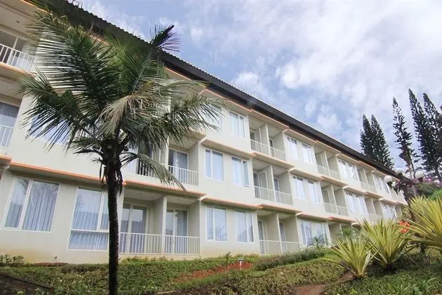 Royal Trawas Hotel & Cottages