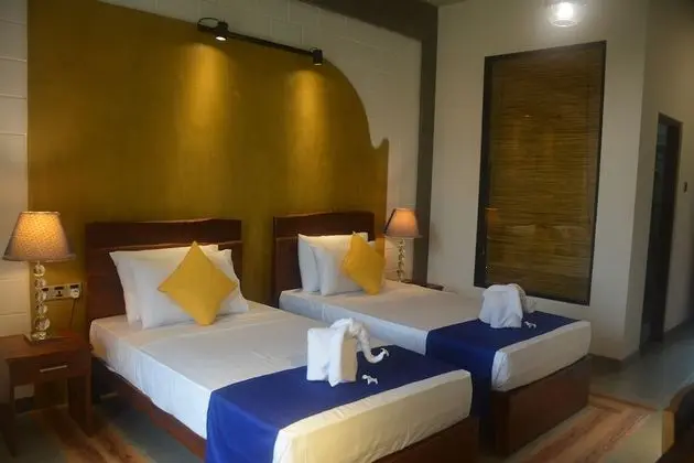 Royal Tusker Udawalawa