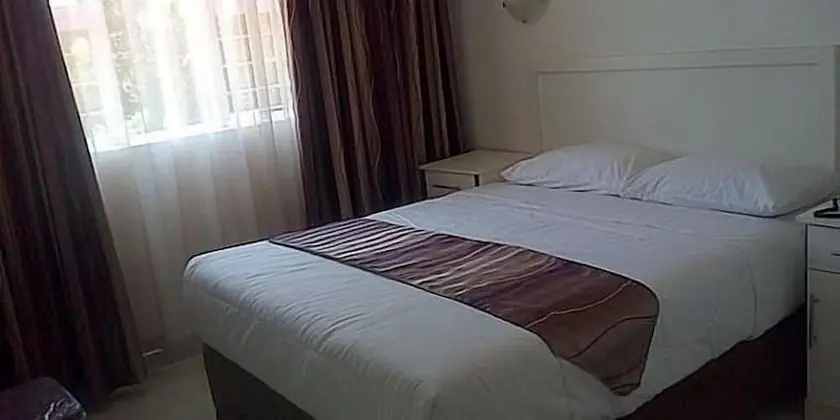 Royal Ushaka Hotel Seaview - Oda