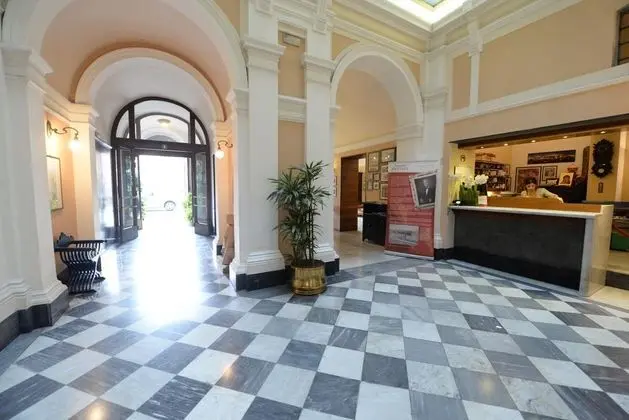 Royal Victoria Hotel