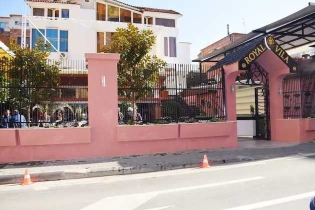 Royal Vila Hotel - Dış Mekan