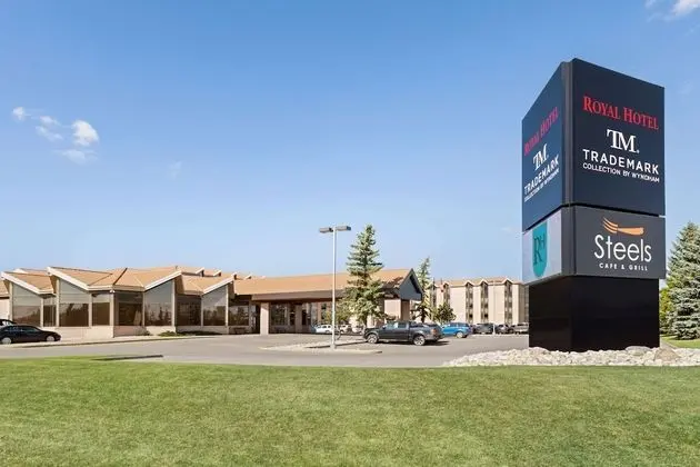 Royal Hotel West Edmonton, Trademark Collection by Wyndham