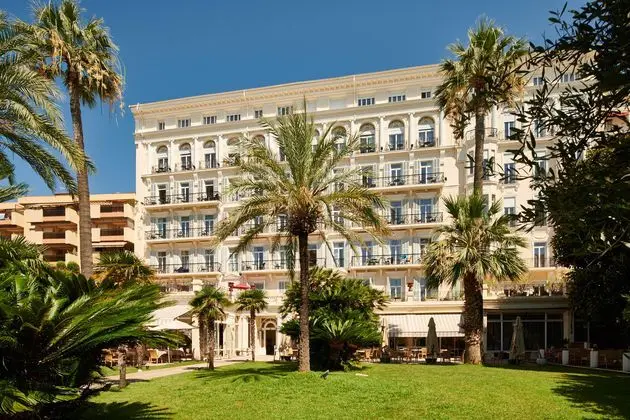 Royal Westminster - Genel