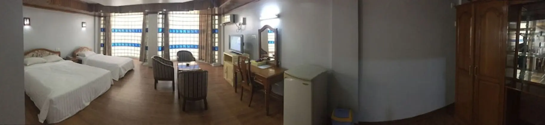 Royal White Elephant Hotel - Öne Çıkan Resim