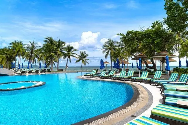 Royal Wing Suites & Spa - Havuz