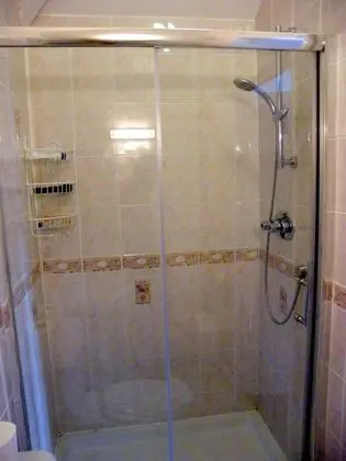 Royal Yeoman B&B - Banyo Özellikleri