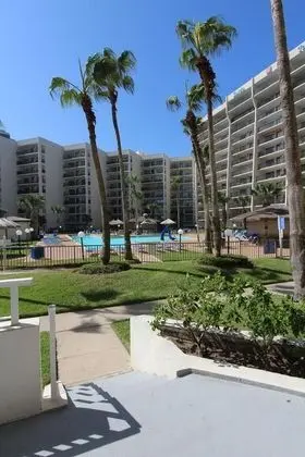 Royale Beach and Tennis Club - Genel