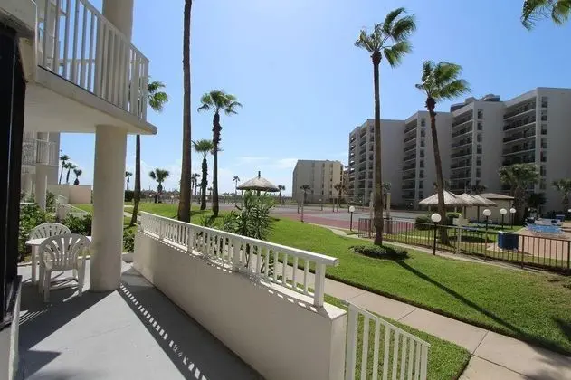 Royale Beach and Tennis Club - Genel