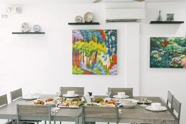 The Royale House Travel Inn and Dormitel - Yerinde Yemek
