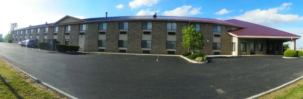 Royalton Inn & Suites Upper Sandusky - Dış Mekan