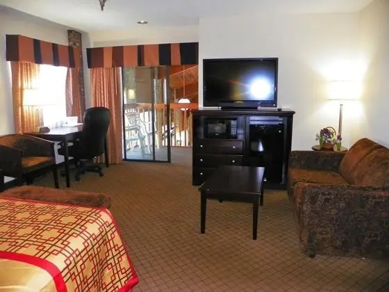 Royalton Inn & Suites Upper Sandusky - Genel
