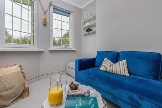 Rozewie Cosy Apartment by Renters