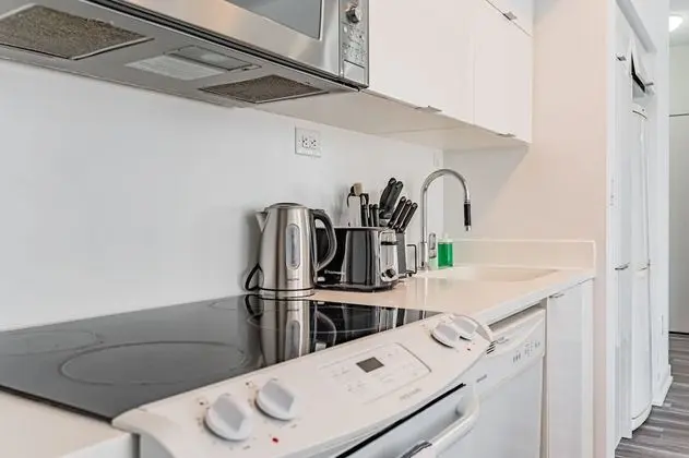 RS Boutique Suites - City Place - Mutfak