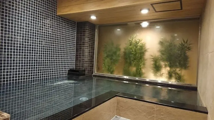 R's FOREST INN - Spa