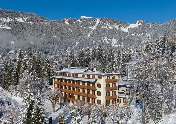 Villars Lodge