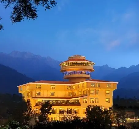 RS Sarovar Portico Palampur - Dış Mekan
