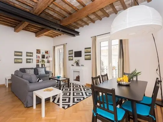 RSH Trevi Fountain Luxury Apartment - Öne Çıkan Resim