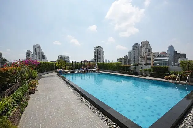 Ruamchitt Plaza Hotel - 1