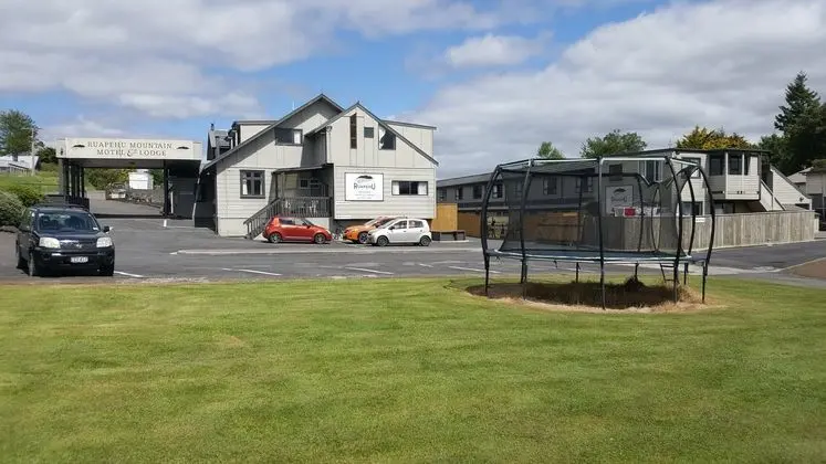 Ruapehu Mountain Motel & Lodge