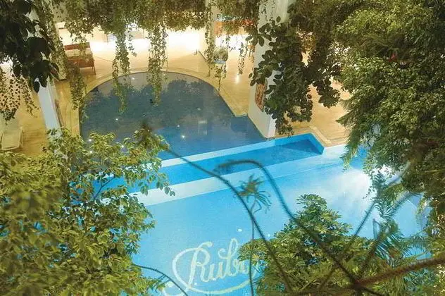 Rubi Hotel - Havuz