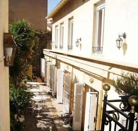 Ruc Hotel Cannes