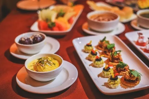 Rudraksh Club & Resort - Yerinde Yemek