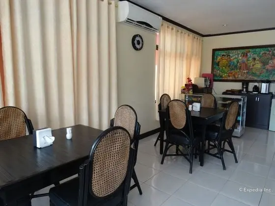 RueMango Apartelle and Suites - Yerinde Yemek
