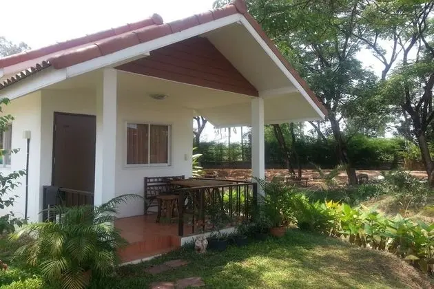 Ruenlookmai Resort - 1