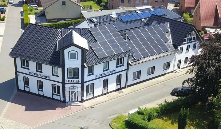 Hotel Rühen 24-hour check-in, free parking, guest kitchen