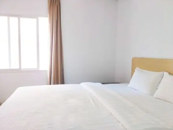 Rujia Hotel