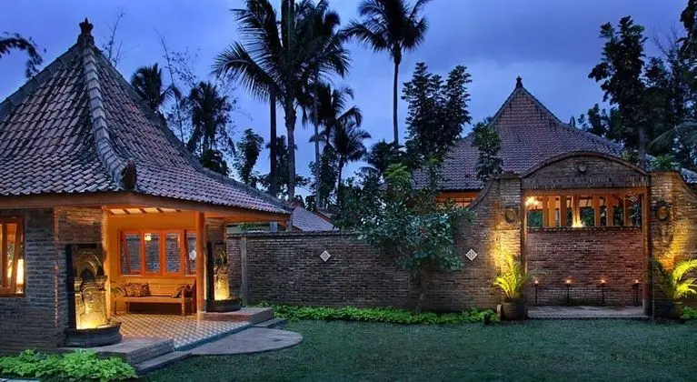 Rumah Boedi Private Residences Villa Borobudur