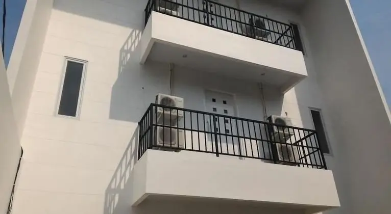 Rumah Kayu Manis Tebet