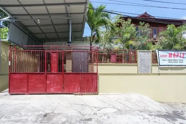 Rumah Kost MAPLE Winangun - Dış Mekan