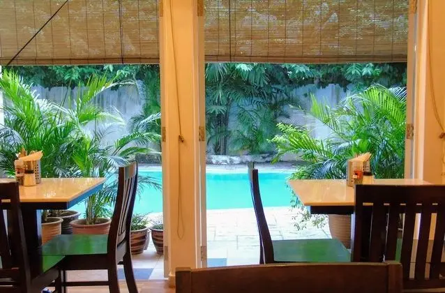 Rumah Putih near KLIA & Xiamen University - Yerinde Yemek