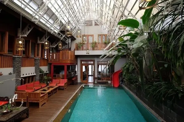 Rumah Stroberi Organic Farm and Lodge - Havuz