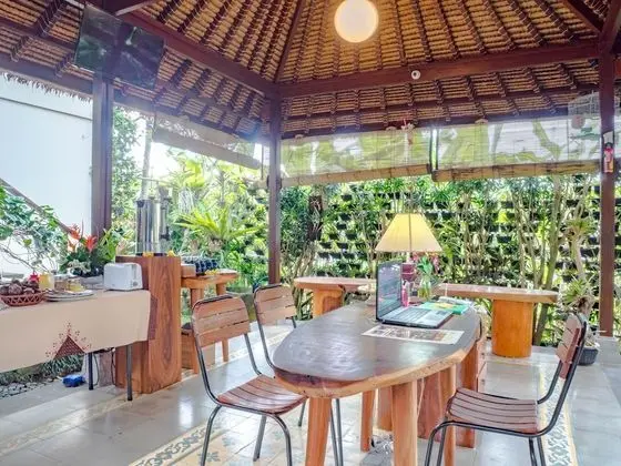 Rumah Taman - Lobi