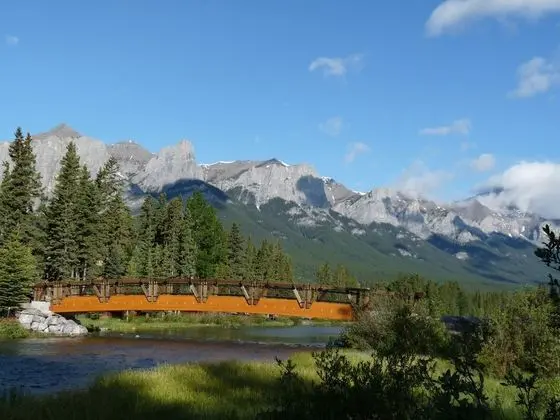 Rundle Cliffs Lodge by Spring Creek Vacations - Dış Mekan