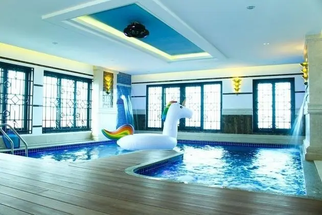Rung Huong Apartment - Havuz