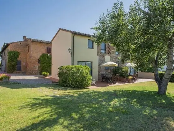 Rural Apartment in Castelfiorentino With Private Terrace
