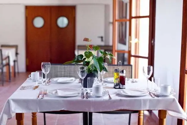 Hotel Rural Es Riquers - Yeme / İçme