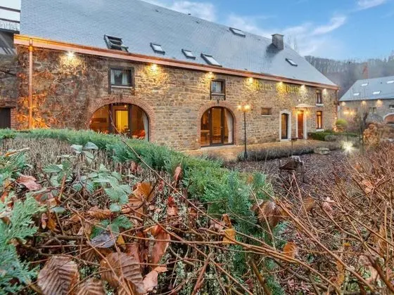 Rural Farmhouse in Jupille With Private Pool