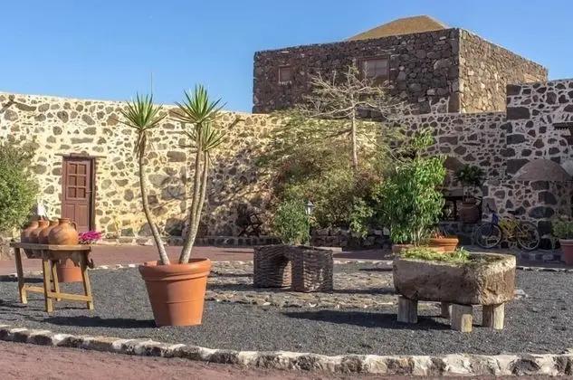 Hotel Rural Restaurante Mahoh - Dış Mekan
