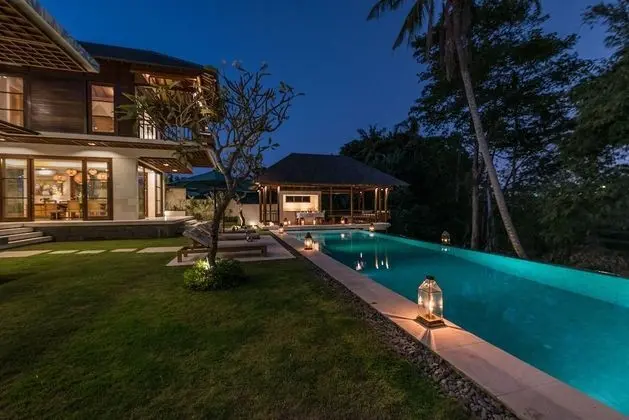 Villa Rusa Biru - Havuz