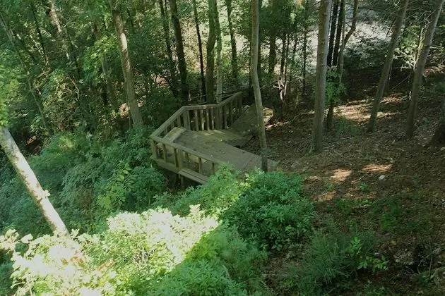Rushing River Lodge - Dış Mekan